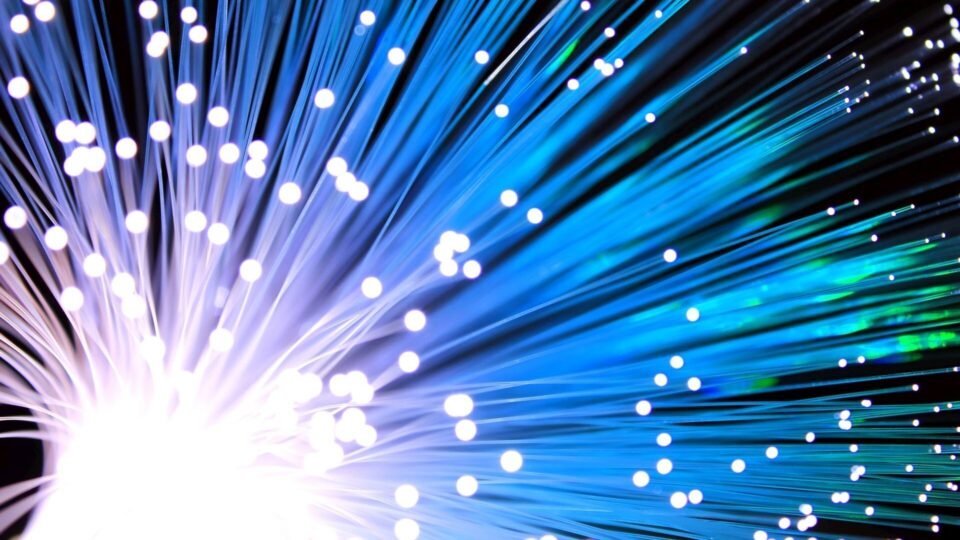 Bundesnetzagentur legt Leitlinien für Entgelte in offenen Glasfasernetzen vor