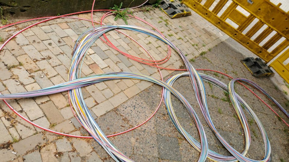Glasfaser im Haus: Bundestag berät Recht auf Vollausbau und Kupfer-Abschaltung